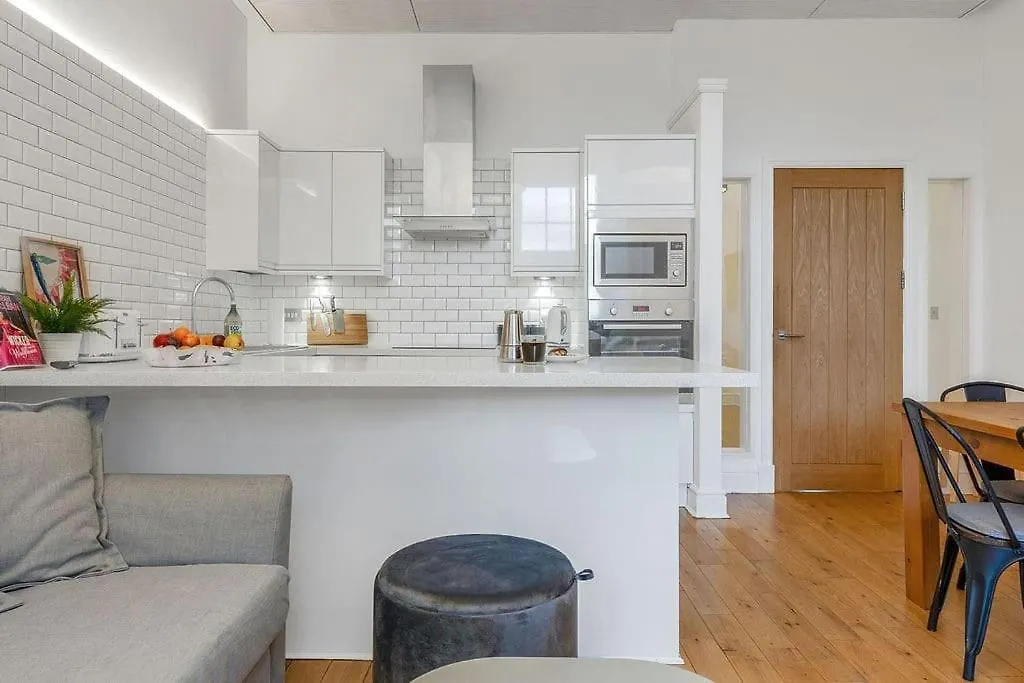 Apartment Luxury 3 Bed 2 Bath Main Door Apartm At Wardie Bay Edinburgh