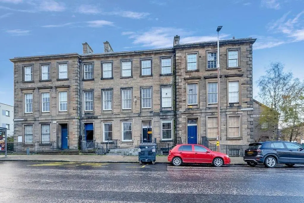 Luxury 3 Bed 2 Bath Main Door Apartm At Wardie Bay Edinburgh Apartment