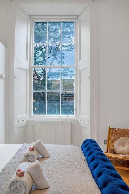 Apartment Luxury 3 Bed 2 Bath Main Door Apartm At Wardie Bay Edinburgh United Kingdom