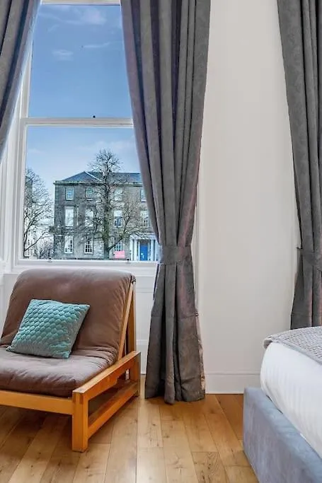 Luxury 3 Bed 2 Bath Main Door Apartm At Wardie Bay Edinburgh 0*,