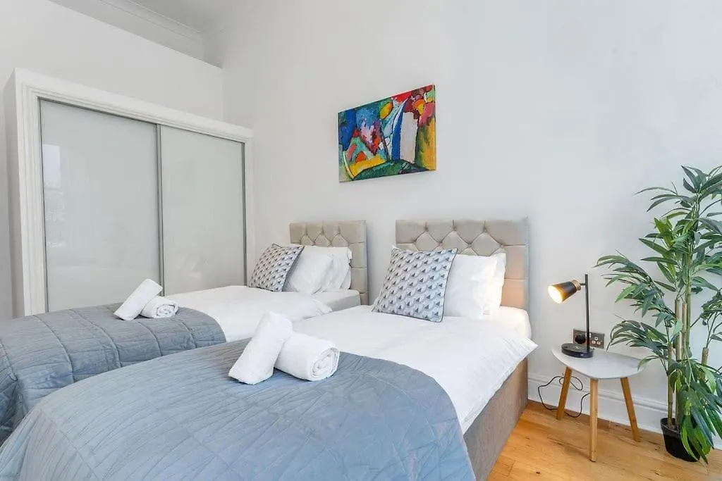 Luxury 3 Bed 2 Bath Main Door Apartm At Wardie Bay Edinburgh Velká Británie